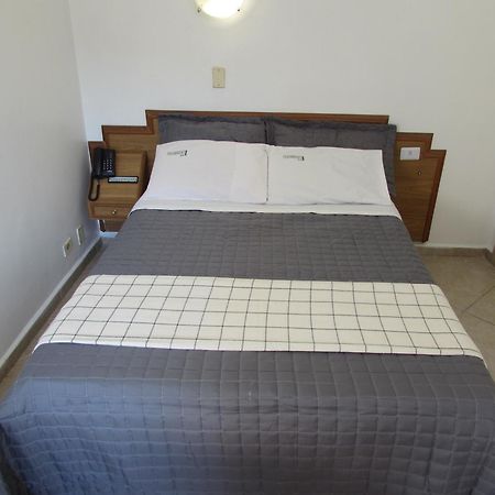 Hotel Paramount- Proximo A 25 De Marco Bras Bom Retiro E Expo Center Norte "Garanta Ja Sua Reserva" Сан-Пауло Экстерьер фото